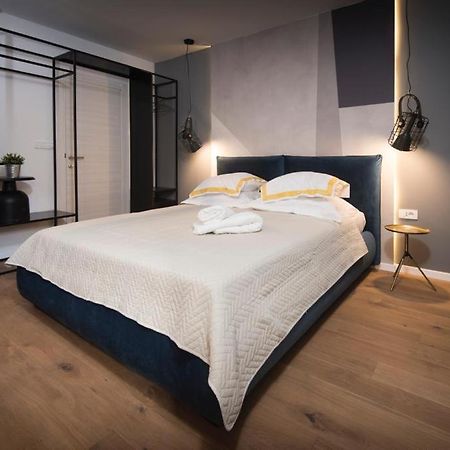 Sibinicum Luxury Rooms Šibenik Exteriör bild