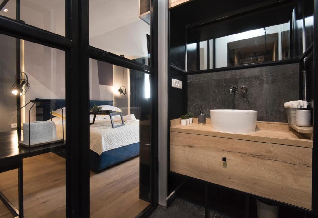 Sibinicum Luxury Rooms Šibenik Exteriör bild