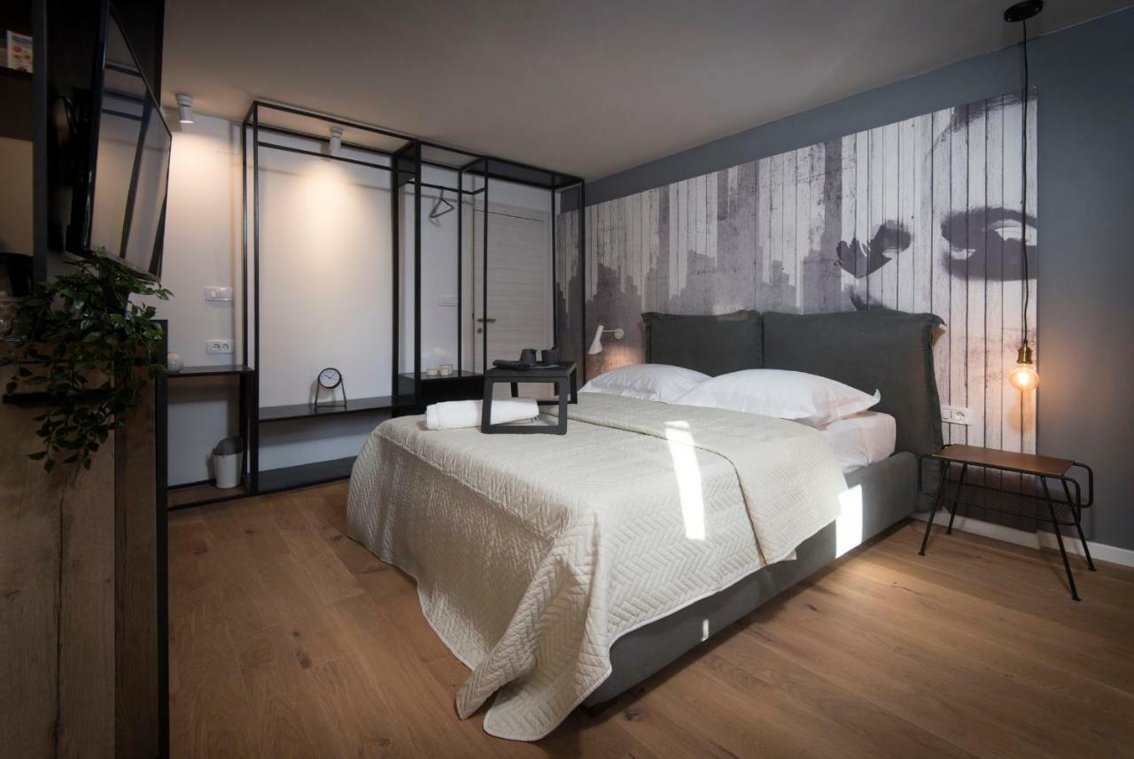 Sibinicum Luxury Rooms Šibenik Exteriör bild