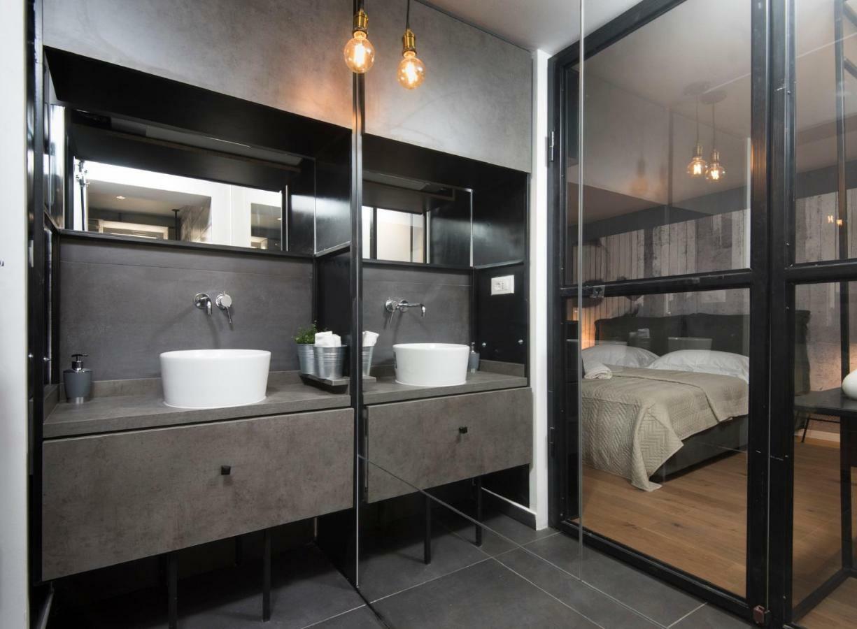 Sibinicum Luxury Rooms Šibenik Exteriör bild